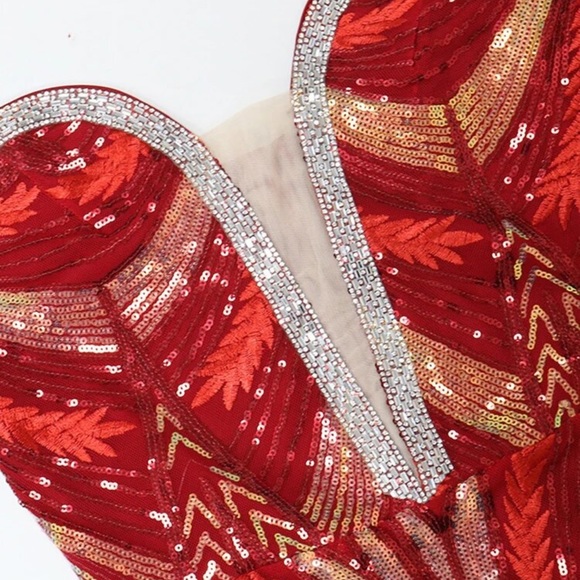 Luxury Long Sleeve Sequin Formal Gown - Picture 5 of 12